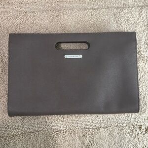 Tilda XL convertible clutch